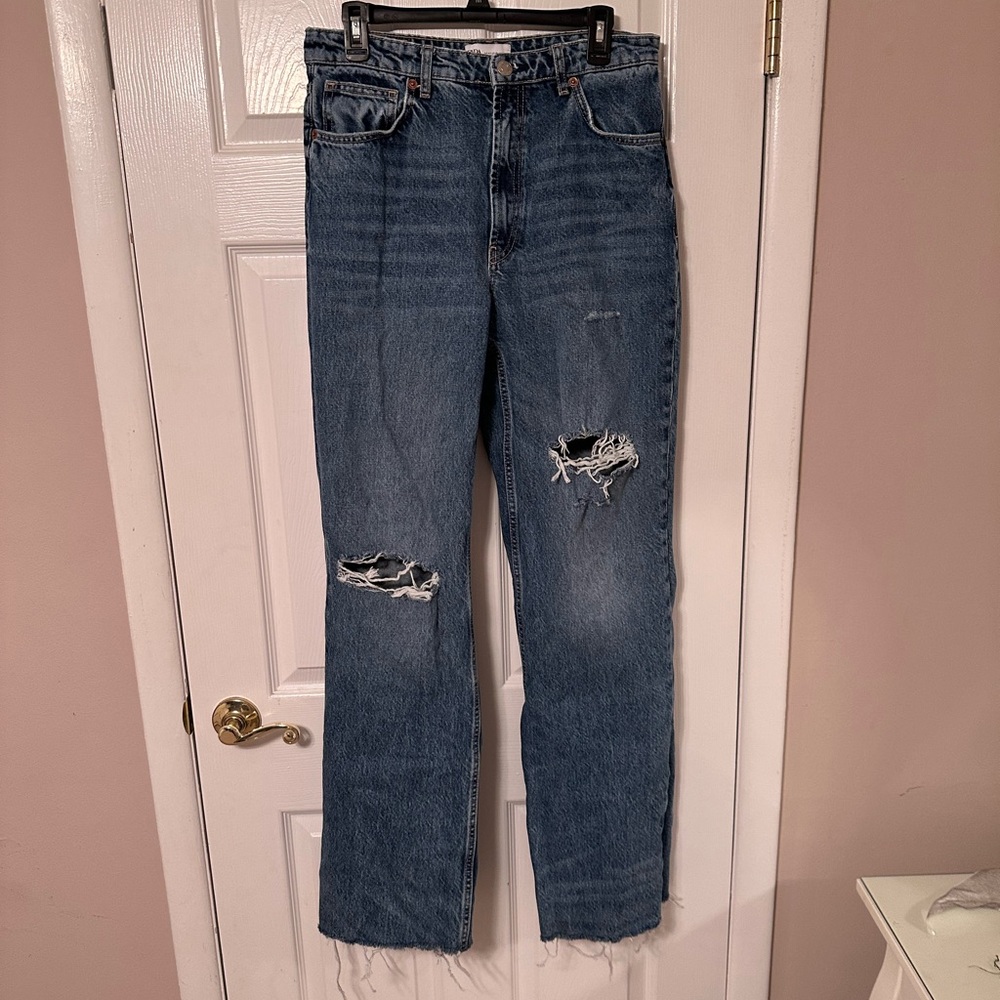 Wide leg ripped jeans